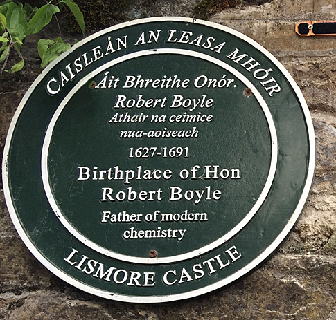 A photograph of the plaque commemorating Boyle's birth
